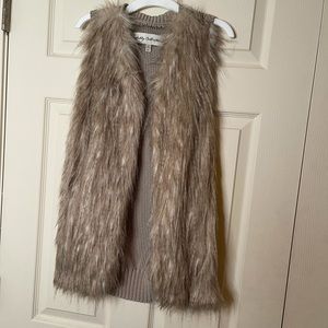 Fur and sweater vest